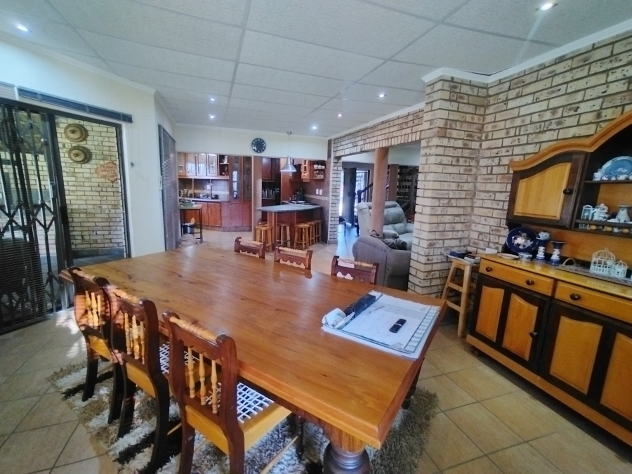 4 Bedroom Property for Sale in Christiana North West